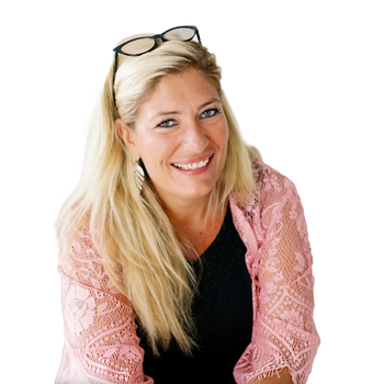 Portrait of Adrienne Dauses, REALTOR®.